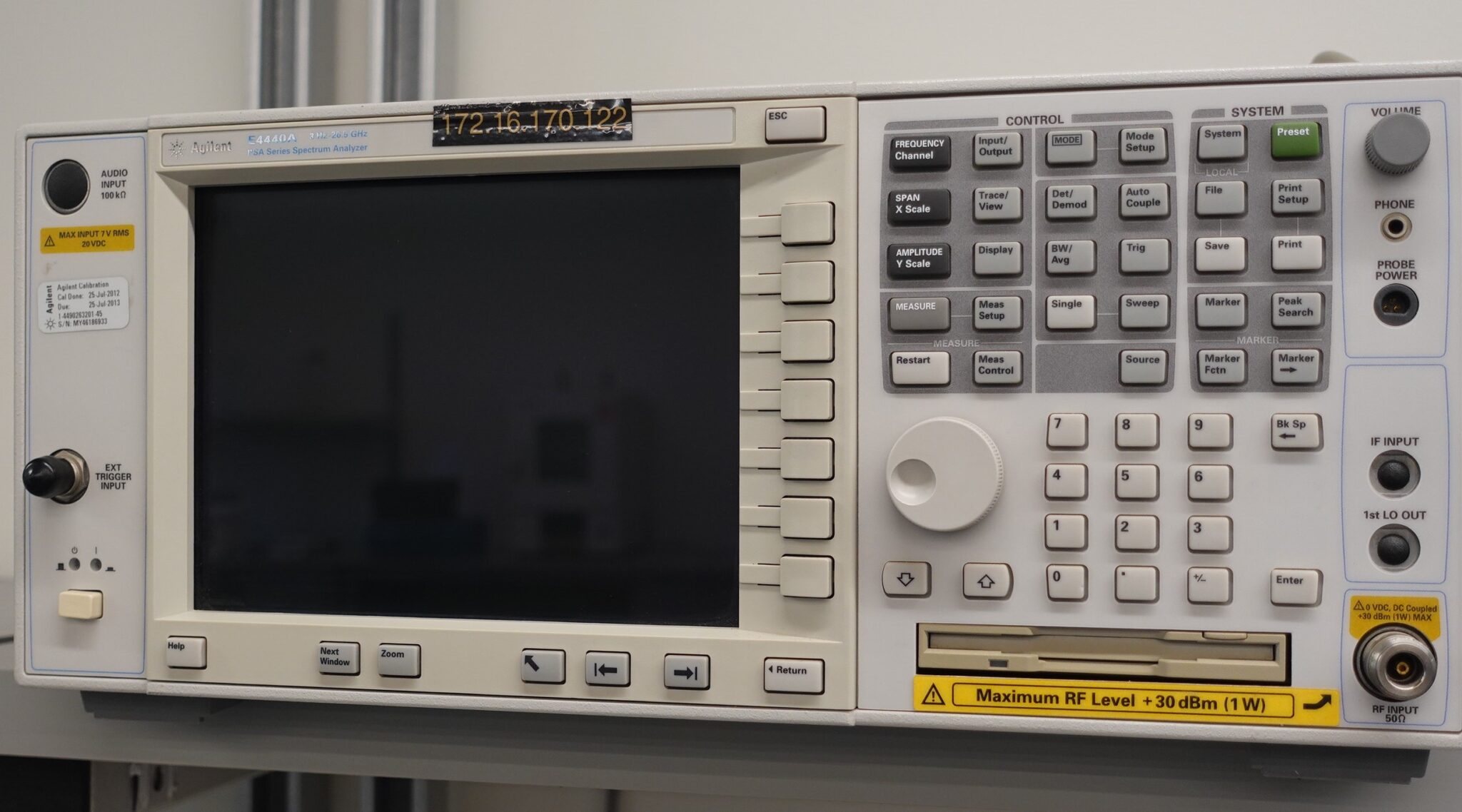 Agilent PSA E4440A Spectrum Analyzer 26.5 GHz